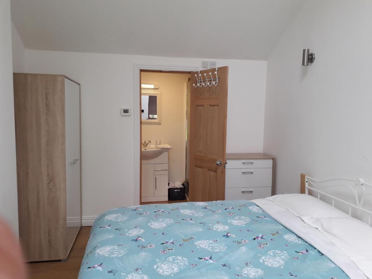 Brook Barn B&B Hale  Luaran gambar