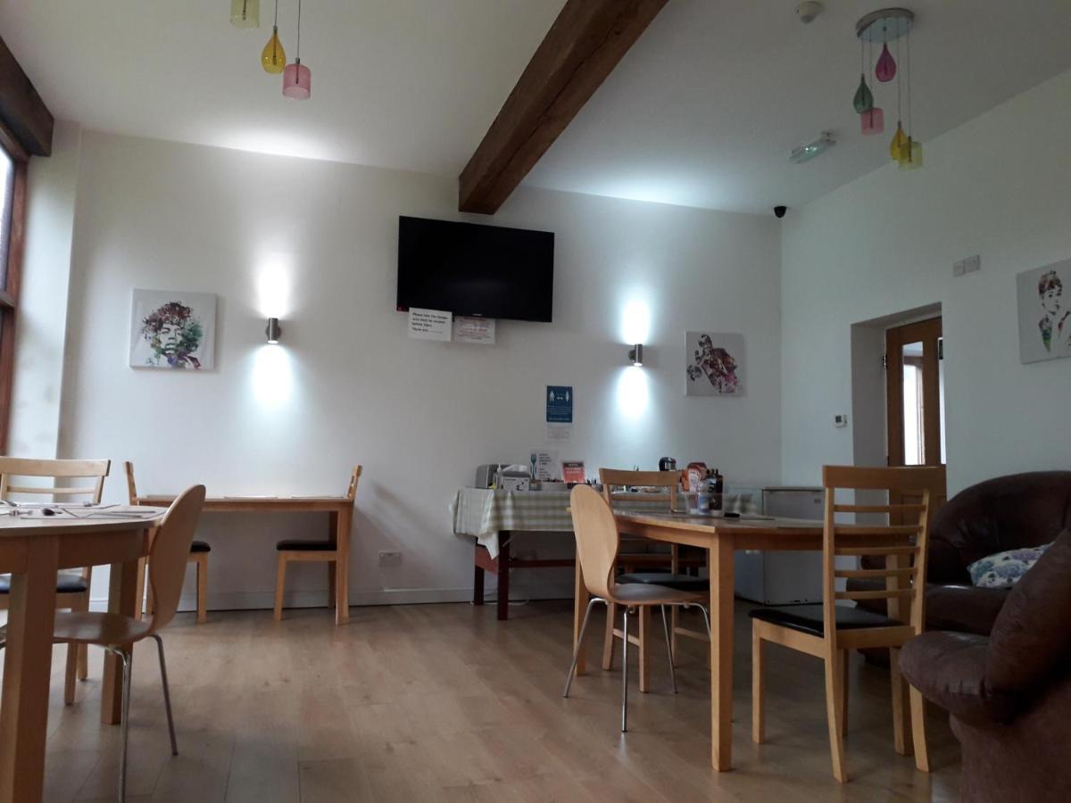 Brook Barn B&B Hale  Luaran gambar